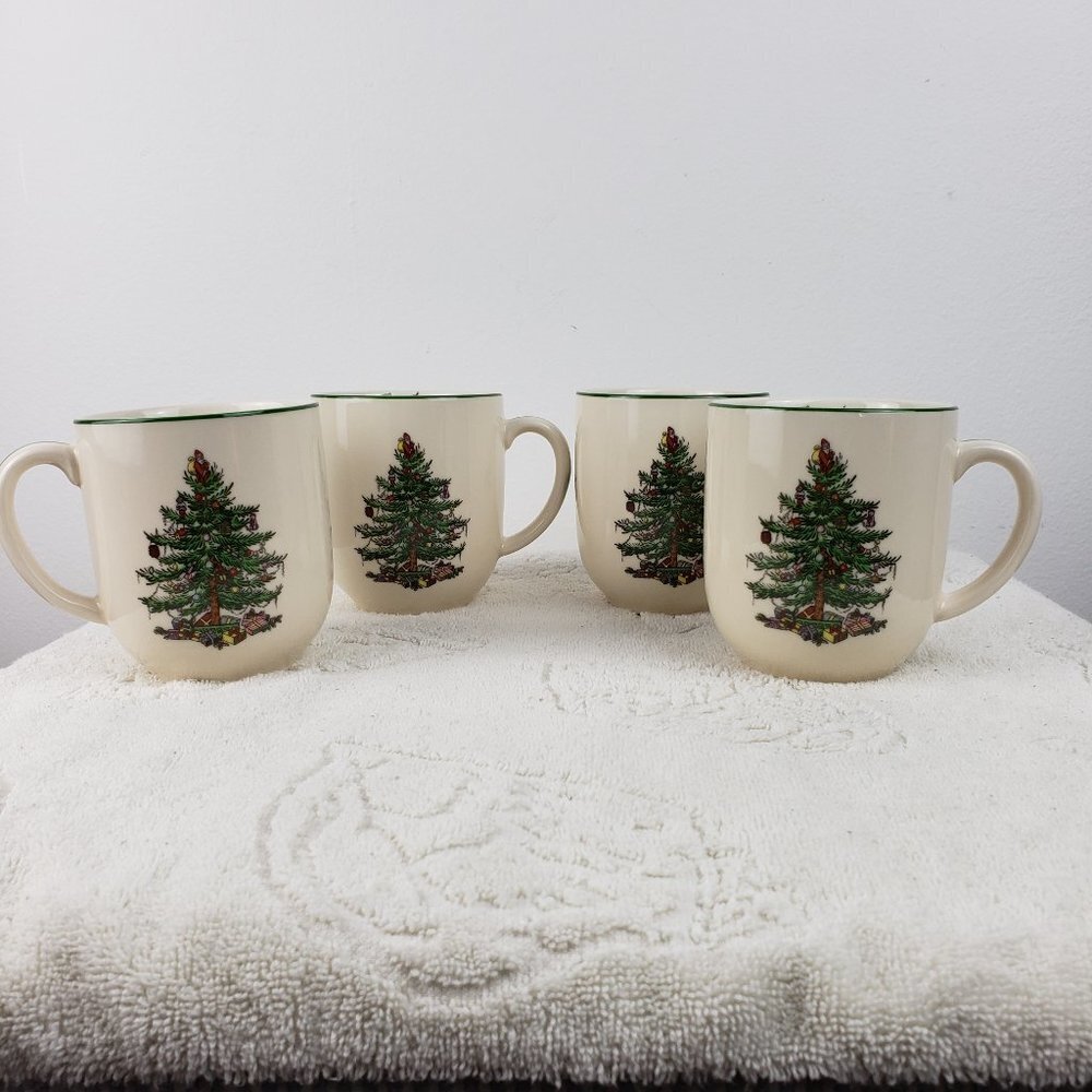 Spode Set of 4 Christmas Tree Cafe Mugs NWT